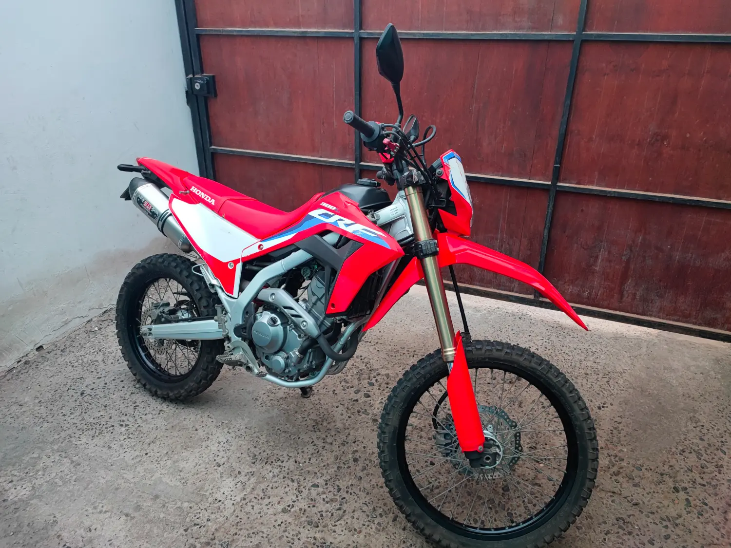 Tobby te rifa la moto - Imagen 7